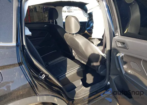 2023 Volkswagen Tiguan 2.0T Sel R-Line из США, поврежденный, VIN 3VV4B7AX7PM035904